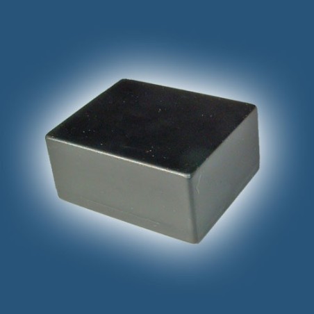 Кутия KM82 ABS (ID: 231011)